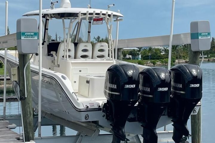 2016-2023 34ft Cobia 344