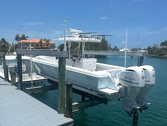 2002 32ft Intrepid